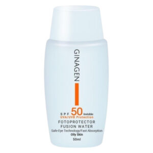 کرم ضدآفتاب بی‌رنگ ژیناژن مدل SPF50، مناسب پوست‌های چرب، حجم 50 میلی‌لیتر